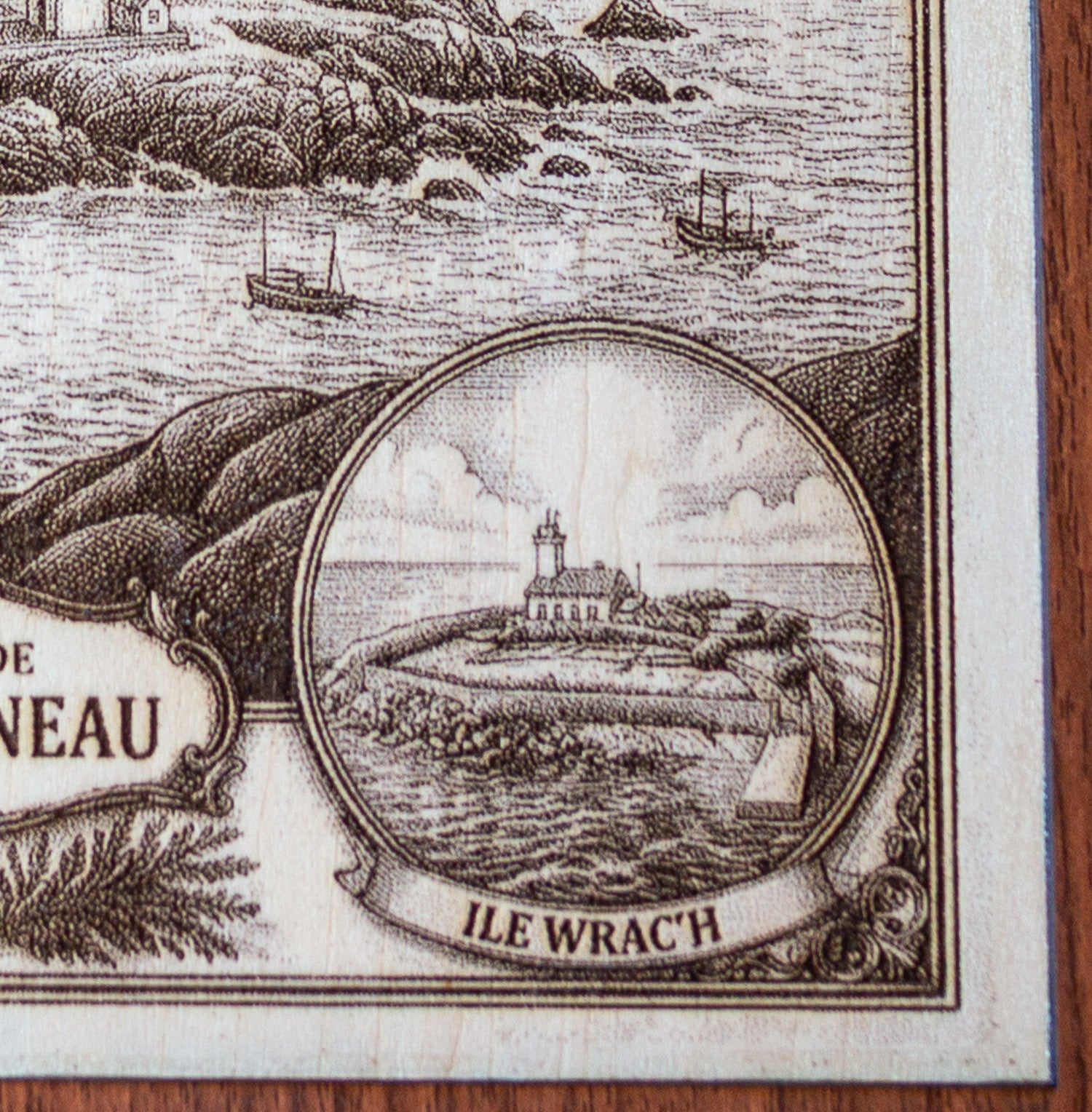 Tableau en bois Plouguerneau – L’Île Vierge